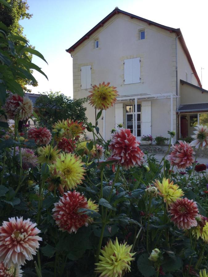 Les Tilleuls De Mary Rille Exterior photo